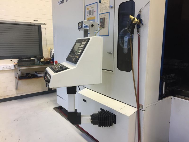 cnc_horizontal_machinig_centre_hueller_hille_nbh170_speed_built2004_sinumerik840d